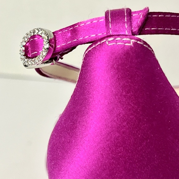 Angela Nuran Milonga Shoe with Cruazda Straps and Ankle Straps - Picture 8 of 13